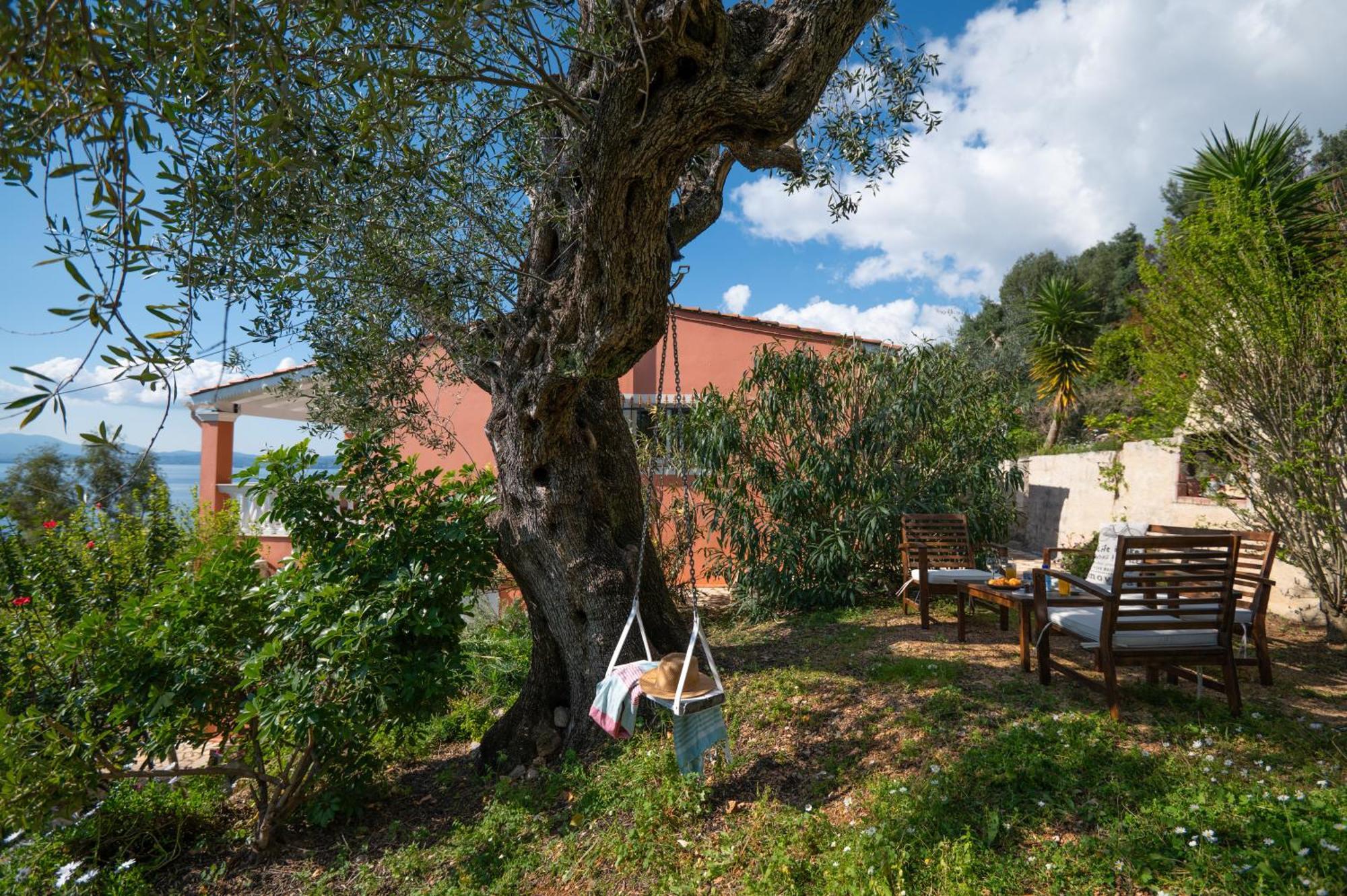 בארבאטי Sunrise View Apartments מראה חיצוני תמונה